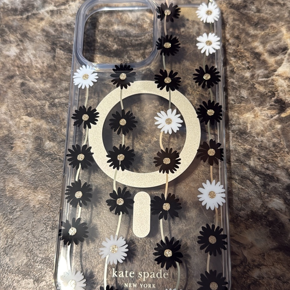 kate spade Black and White flower iPhone 16 pro max Case